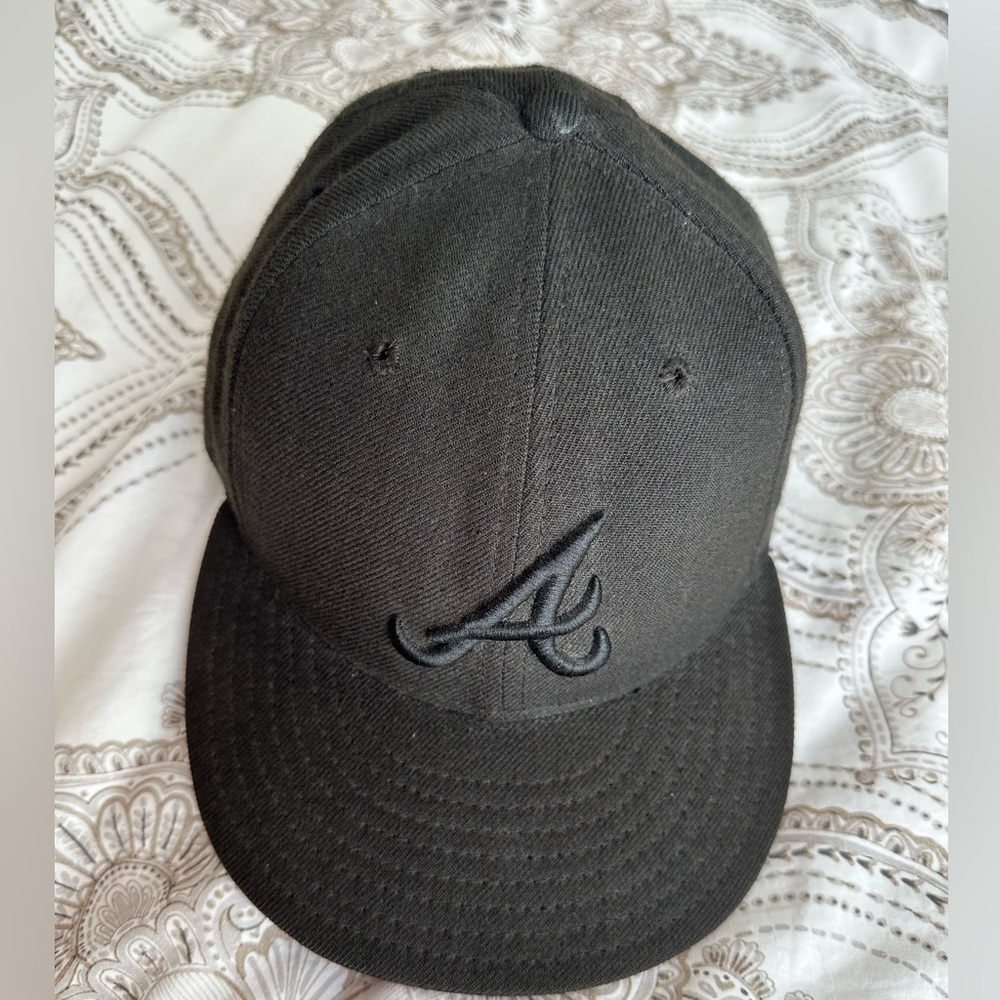 New Era Atlanta Braves baseball cap size 7 1/2
